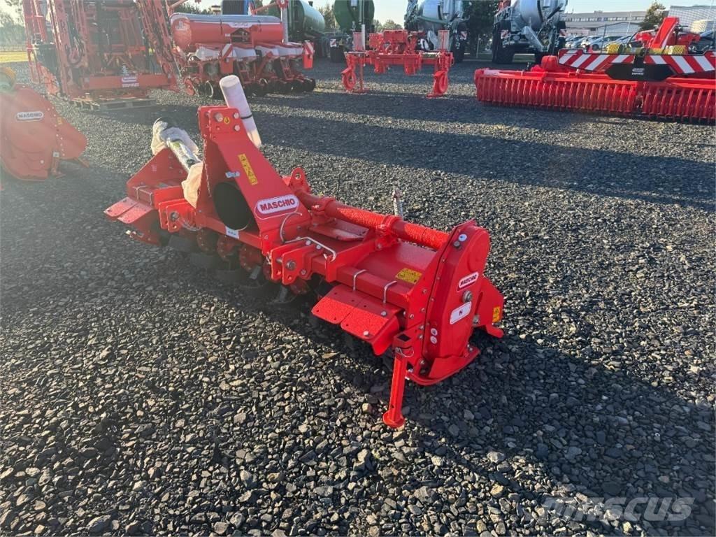 Maschio H 205 整地工作