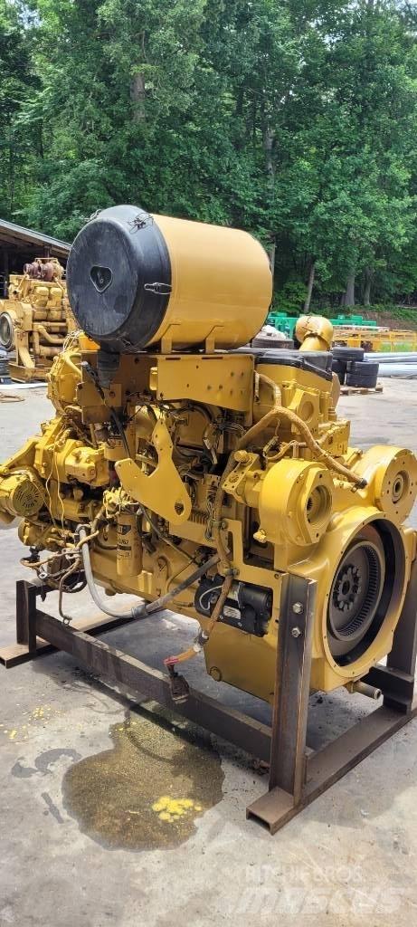 CAT 740B ENGINE 鉸接式起吊車