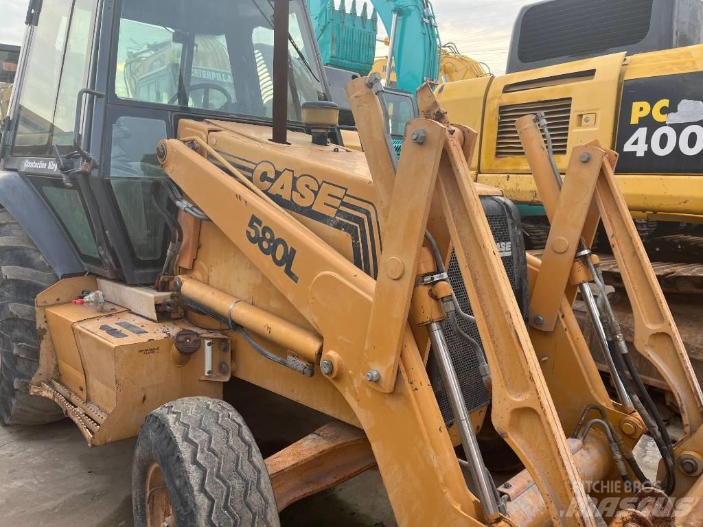 CASE 580 L 反鏟裝載機