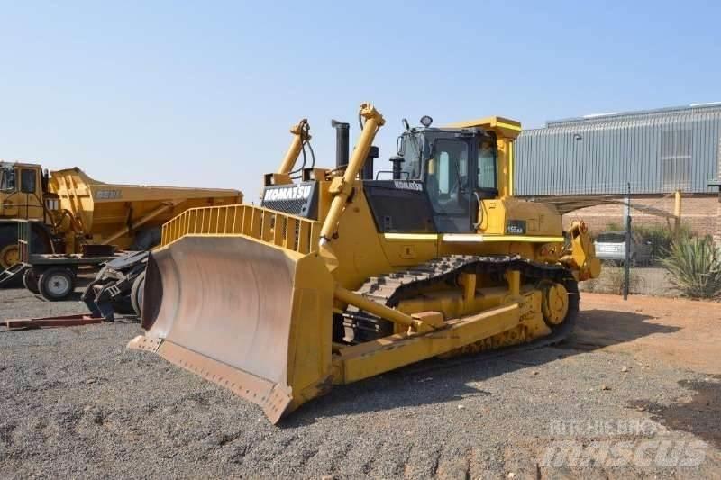 Komatsu D155-5 履帶推土機