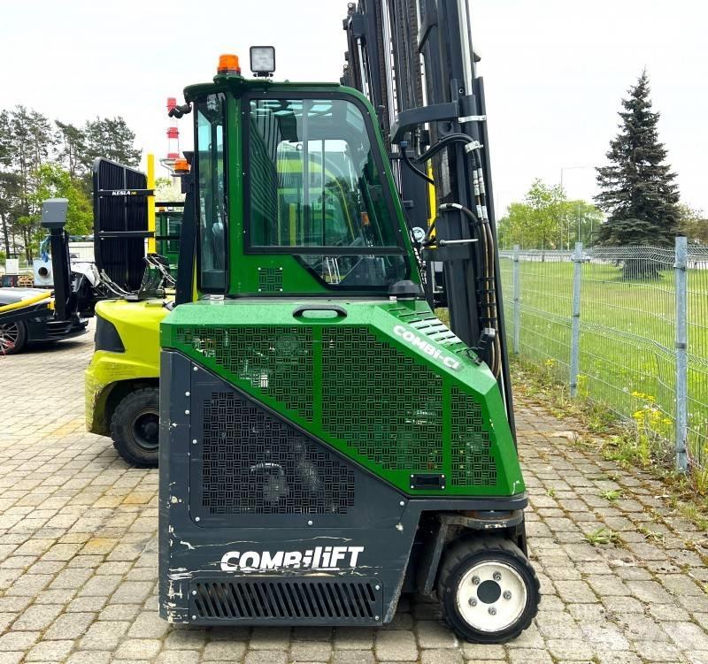 Combilift CB 2500 四向前伸式堆高機(叉車)