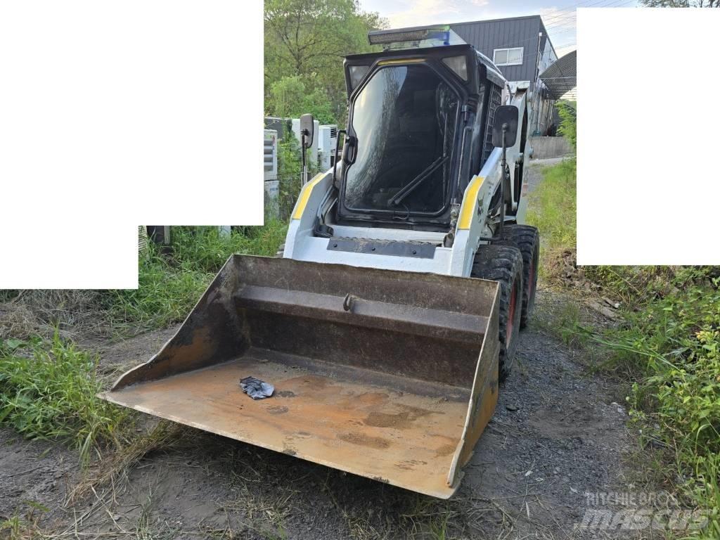 Bobcat S 205 滑移轉向裝載機