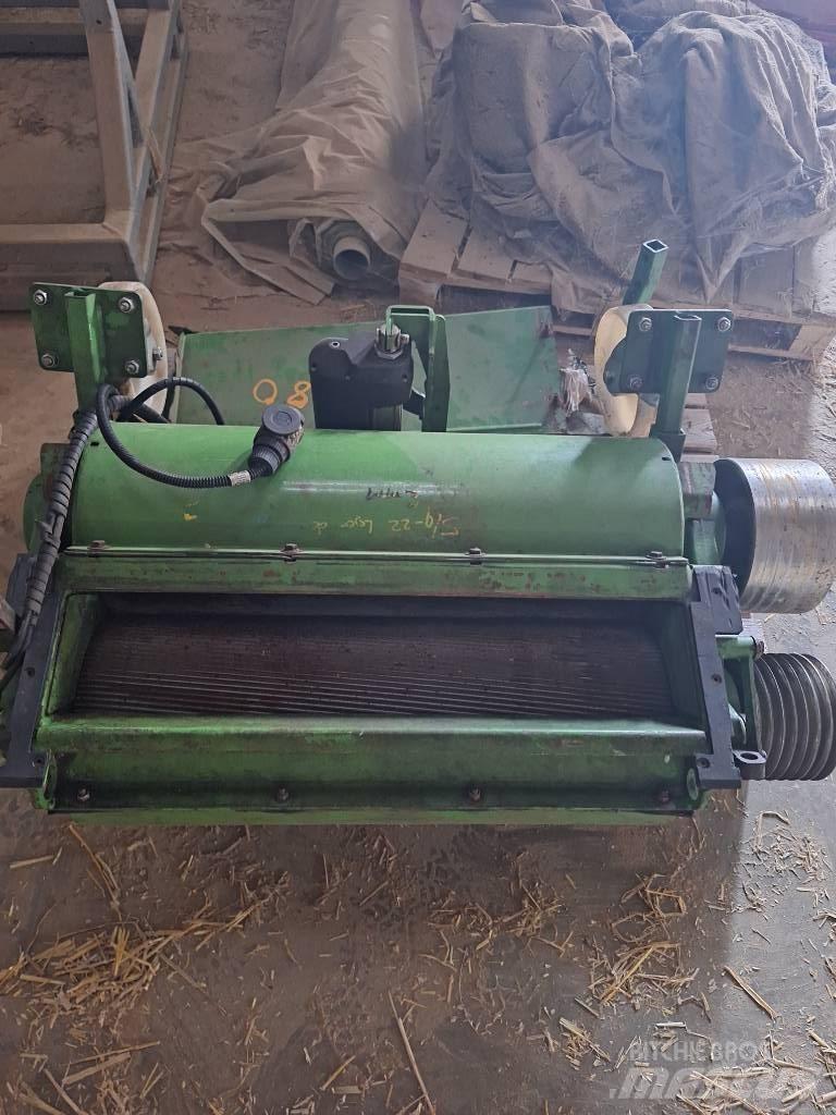 Krone Big X 680 自走式飼料採集機