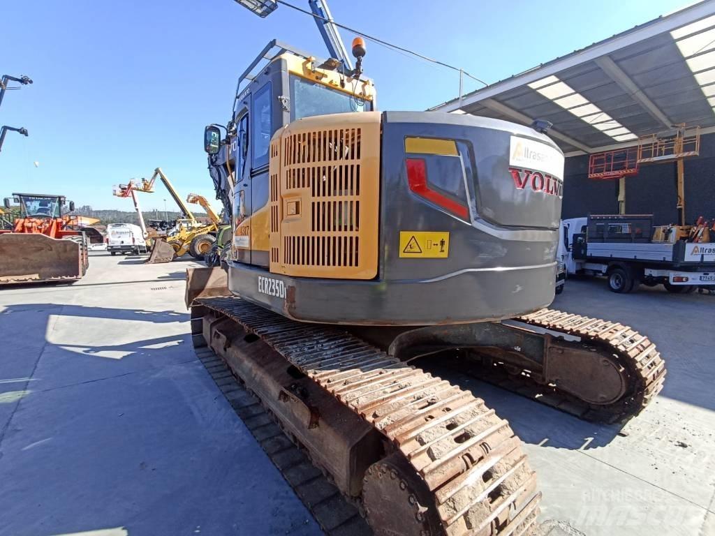 Volvo ECR 235 C L 履帶式 挖土機/掘鑿機/挖掘機