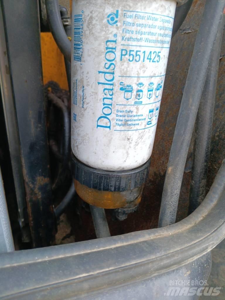 JCB 531-70 伸縮臂操作車