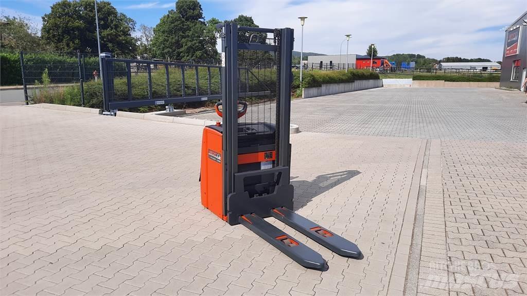 Linde L16 - BR1173 行走控制式堆積機