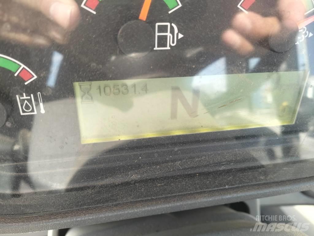 CAT 938 M 輪胎式裝載機