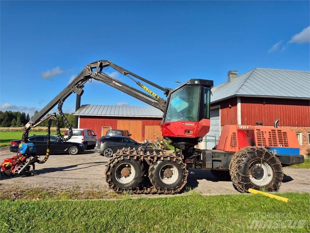 Valmet 901.2 收穫機