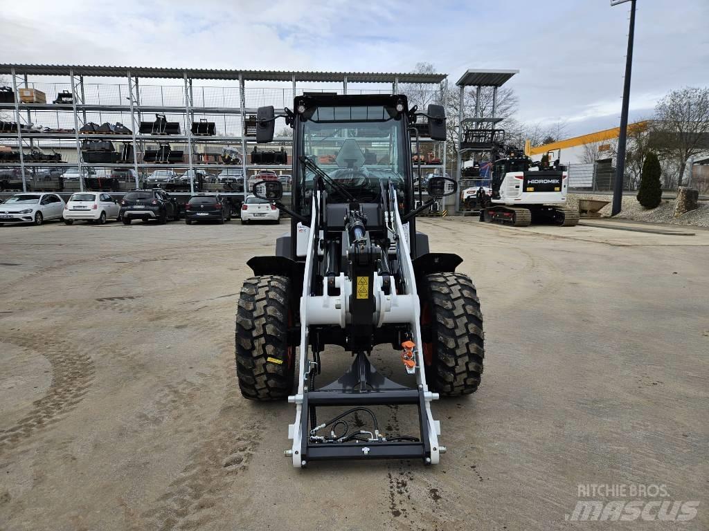 Bobcat L 75 輪胎式裝載機