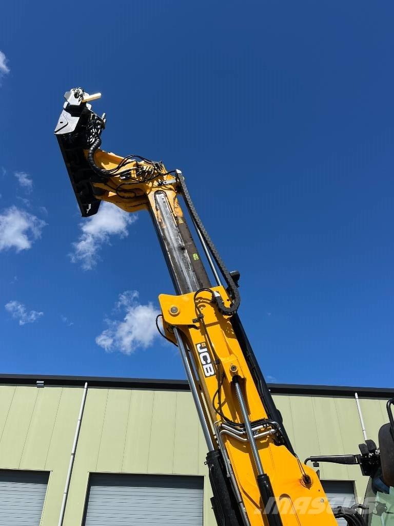 JCB TM 420 農業用伸縮臂裝載機