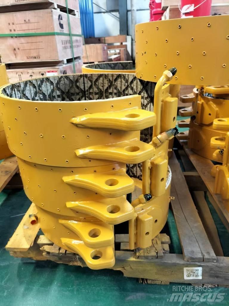 Komatsu D155 煞車器
