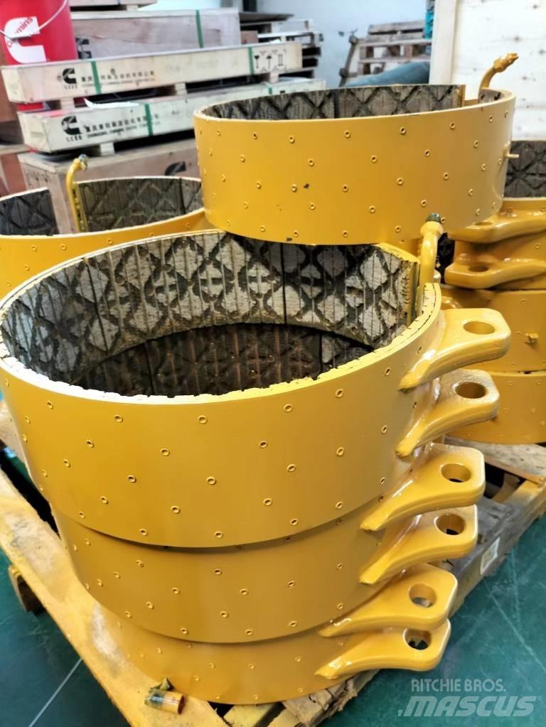Komatsu D155 煞車器