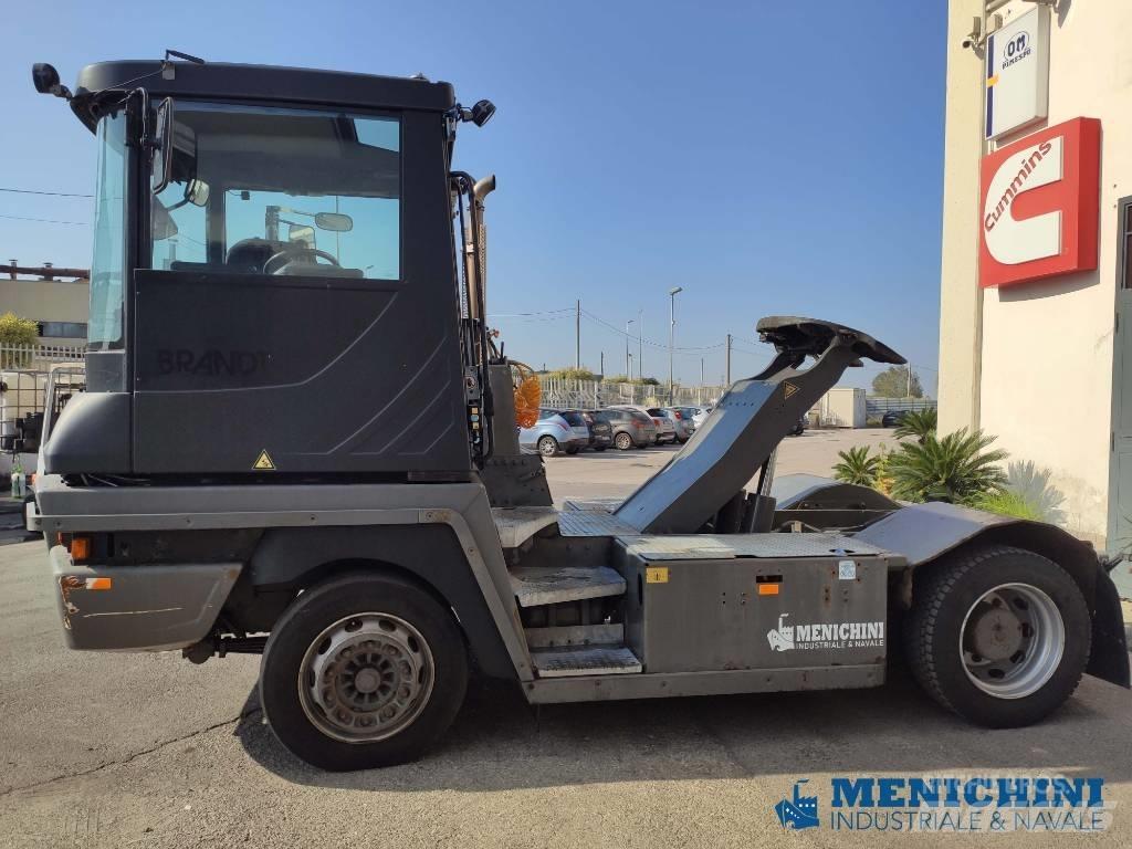 Terberg TT 223 終端式曳引機