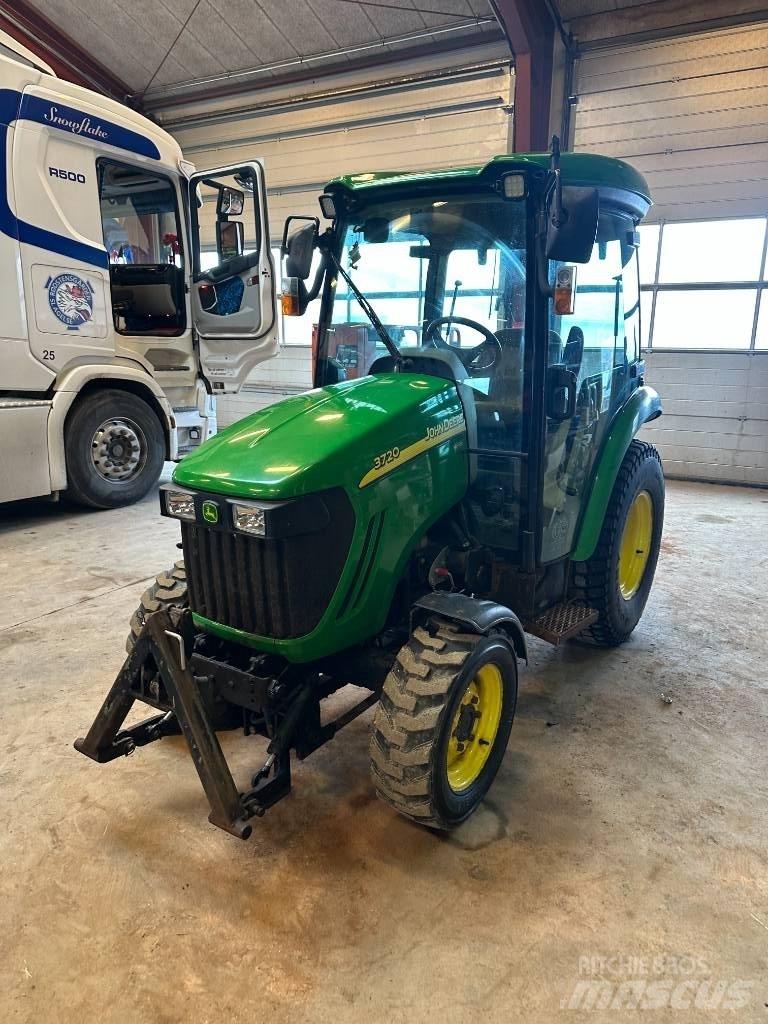 John Deere 3720 曳引機