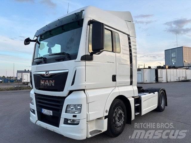 MAN TGX 18.460 曳引機組件