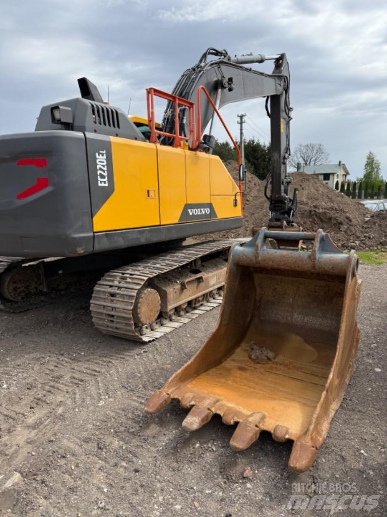 Volvo EC 220 EL 履帶式 挖土機/掘鑿機/挖掘機