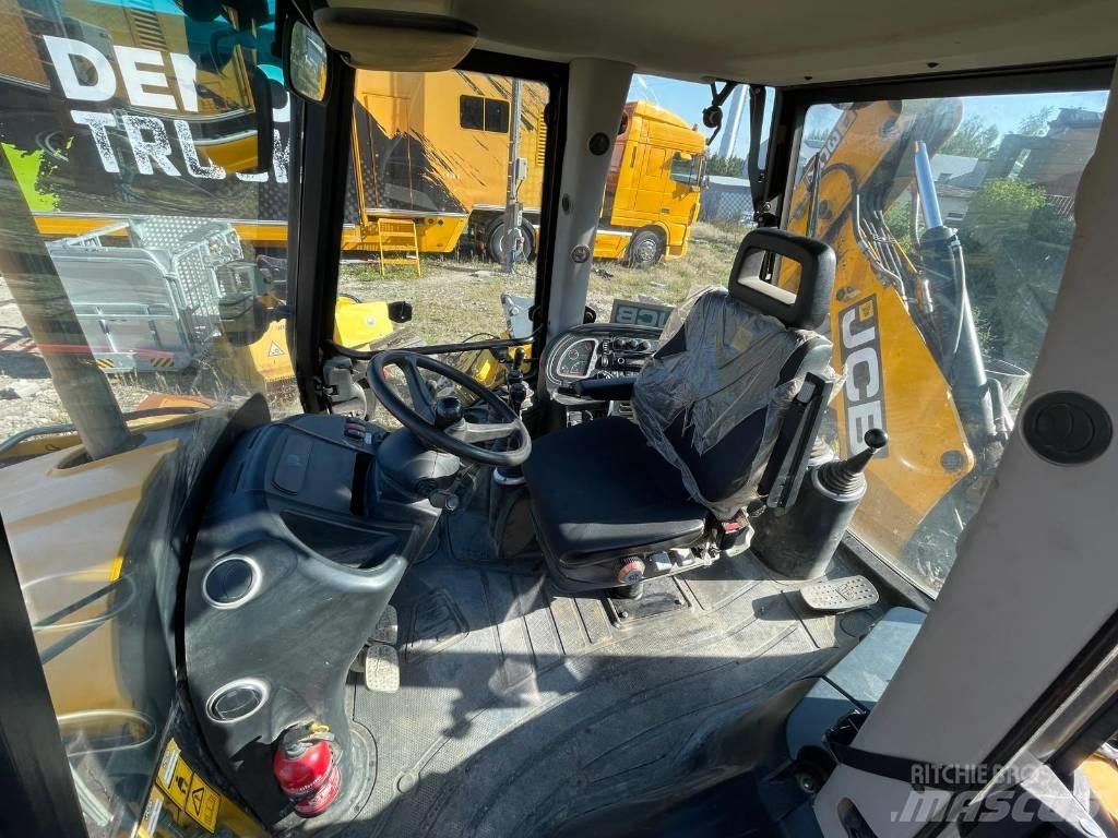 JCB 3 CX 反鏟裝載機