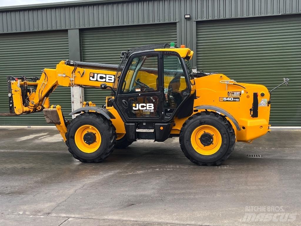 JCB 540-140 伸縮臂操作車