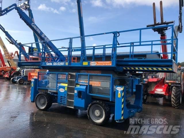 Genie GS 5390 RT 剪式升降機