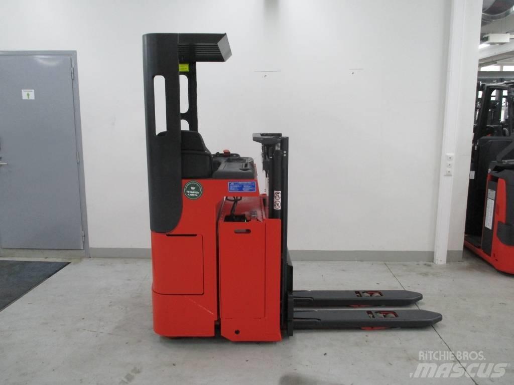 Linde L16R 自走式堆積機