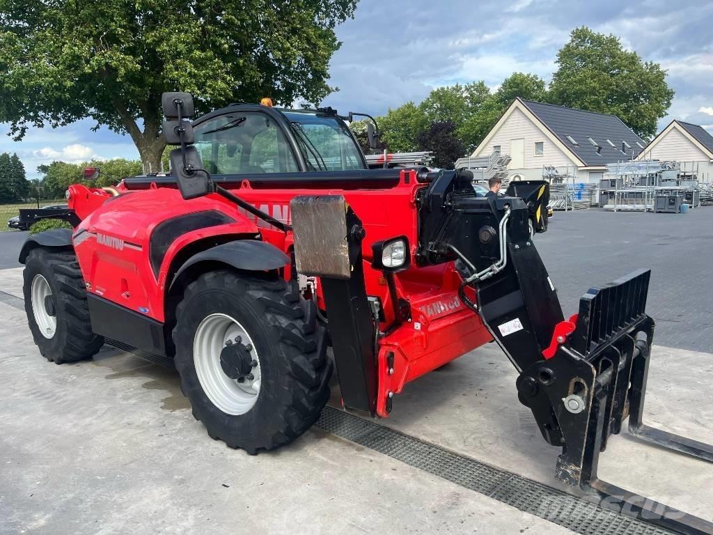 Manitou 1440 伸縮臂操作車