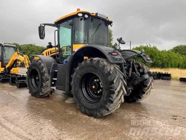 JCB Fastrac 4220 曳引機