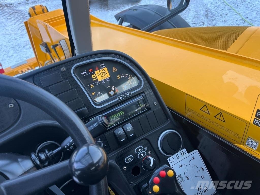 JCB 531-70 伸縮臂操作車