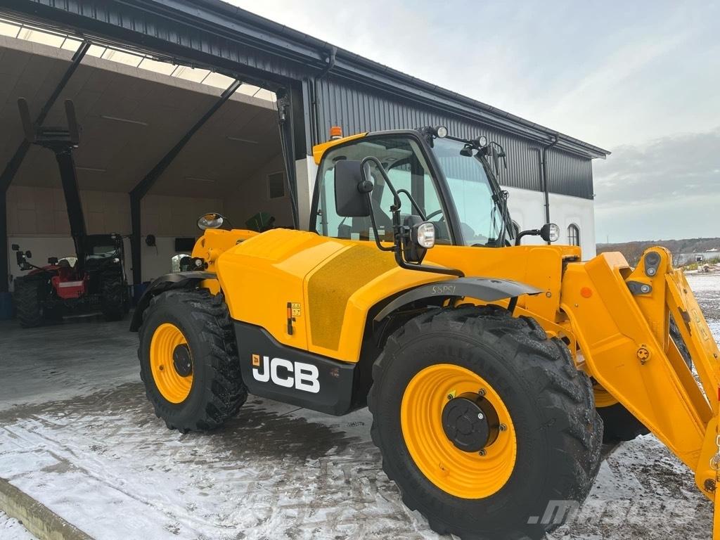 JCB 531-70 伸縮臂操作車