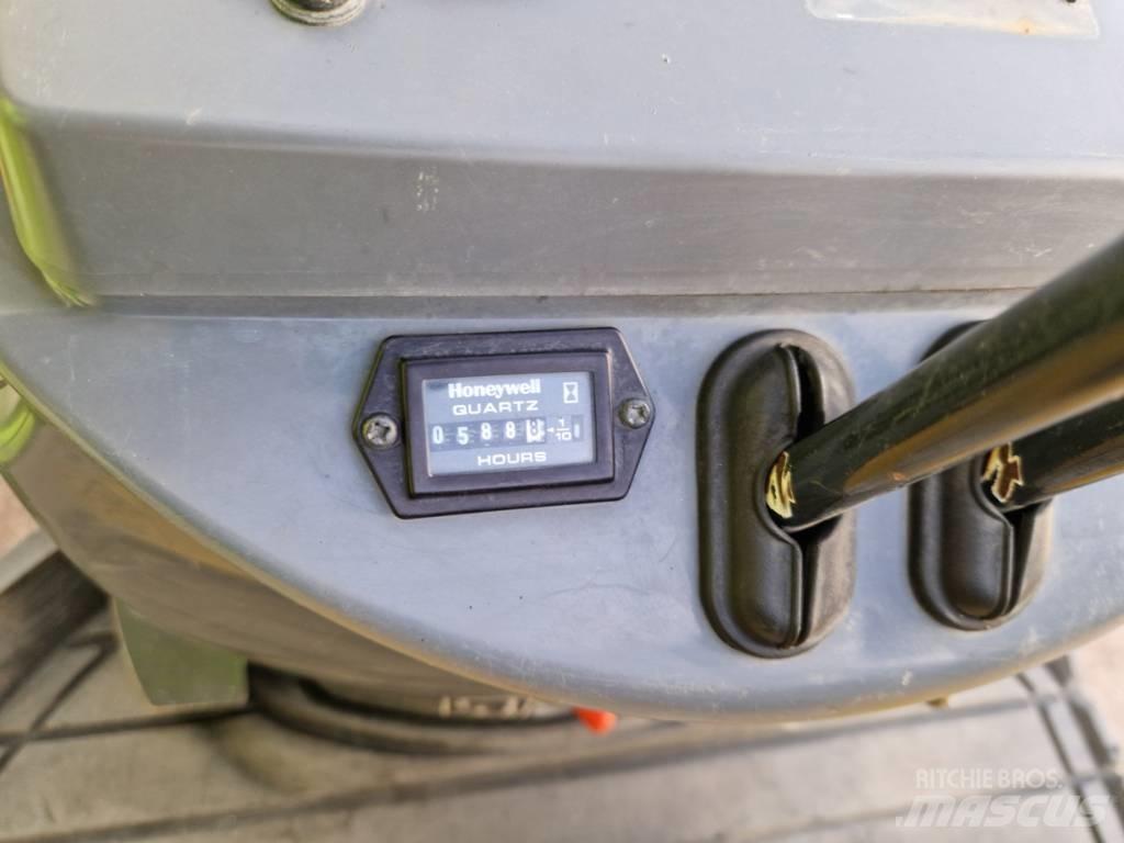 Yanmar Vio 12 小型挖土機/掘鑿機<7t(小型挖掘機)