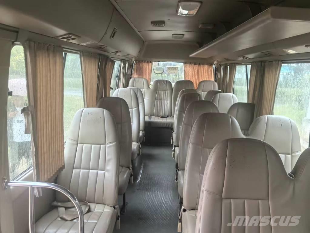 Toyota Coaster 公路客運汽車
