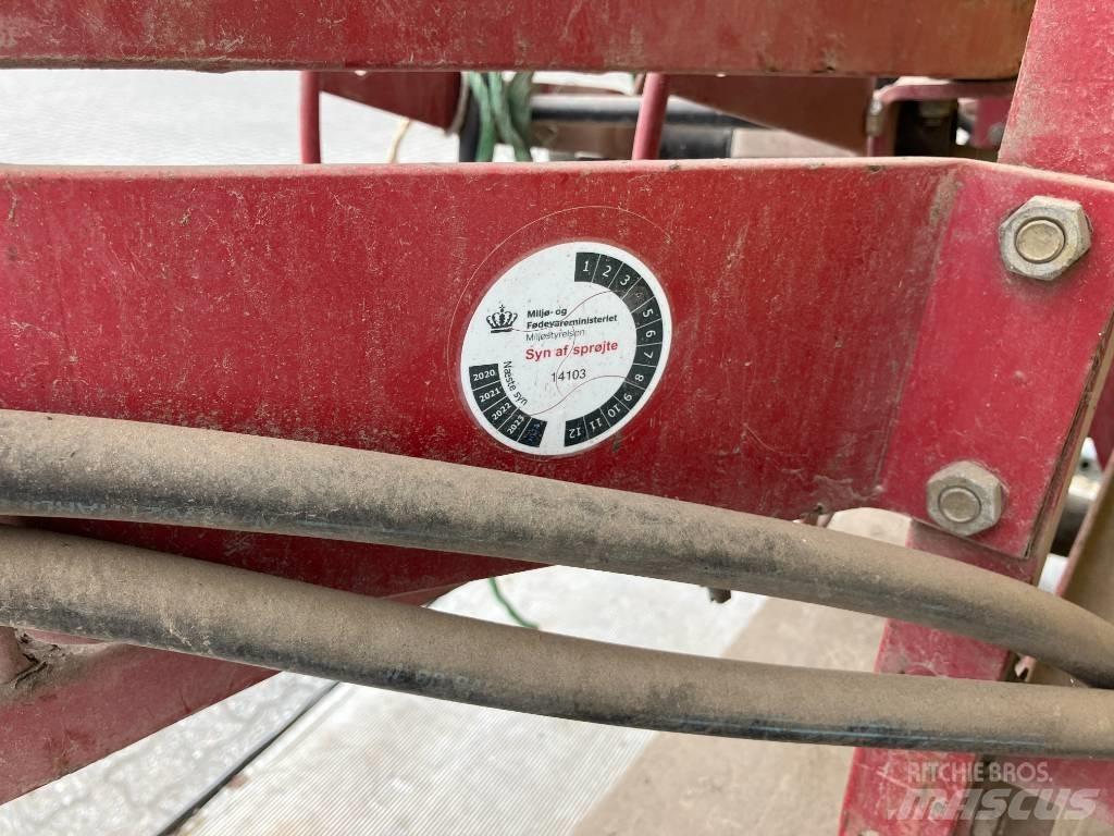 Hardi NK 600 承載式噴霧機