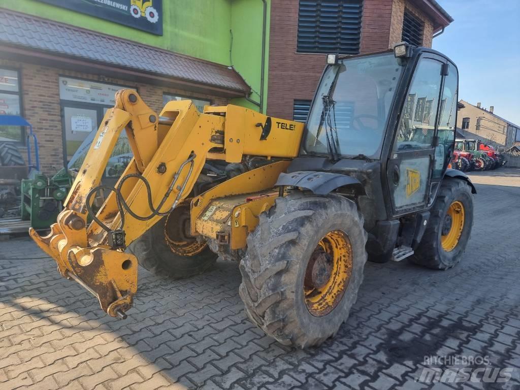 JCB 531-70 伸縮臂操作車
