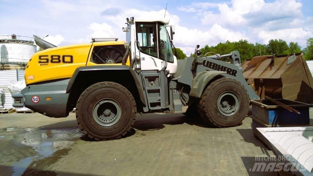 Liebherr L 580 輪胎式裝載機