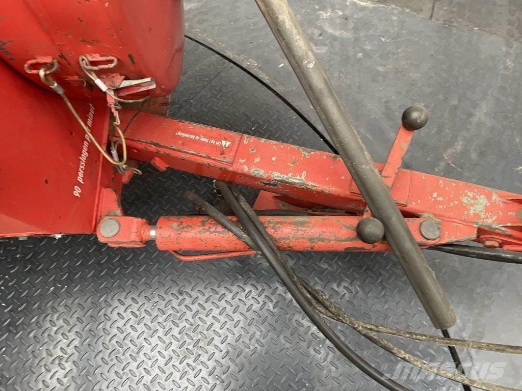 Welger AP 830 方形打捆機