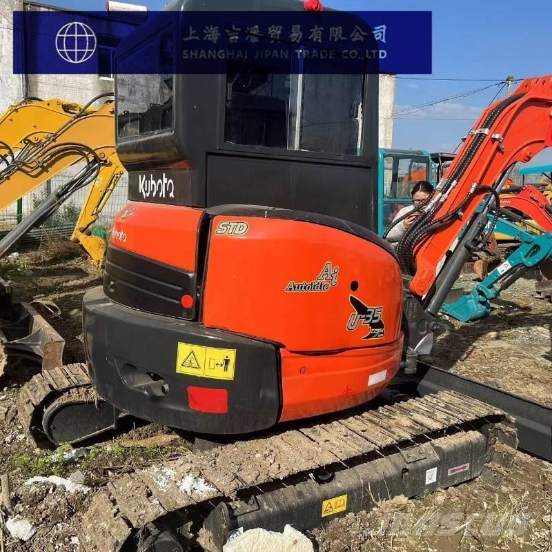 Kubota U 35 小型挖土機/掘鑿機<7t(小型挖掘機)