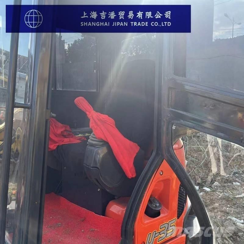 Kubota U 35 小型挖土機/掘鑿機<7t(小型挖掘機)