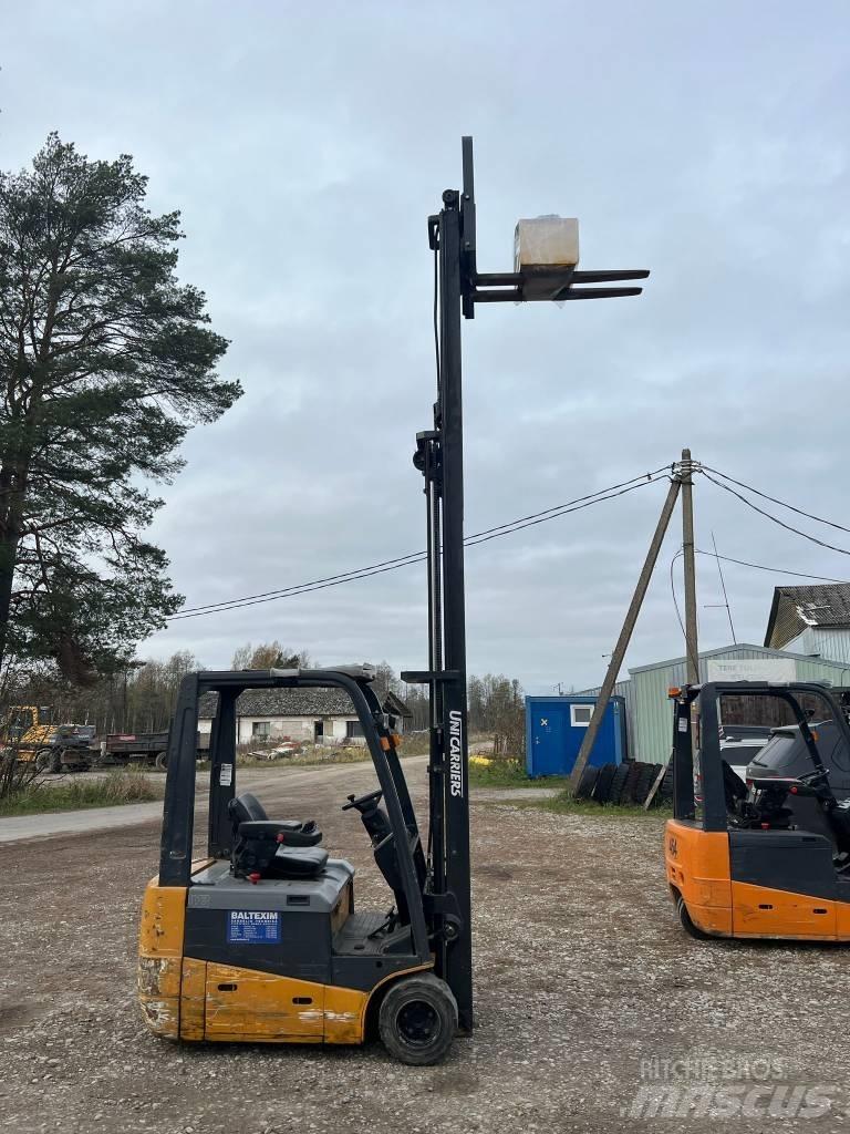UniCarriers TX 3 18 電動堆高機