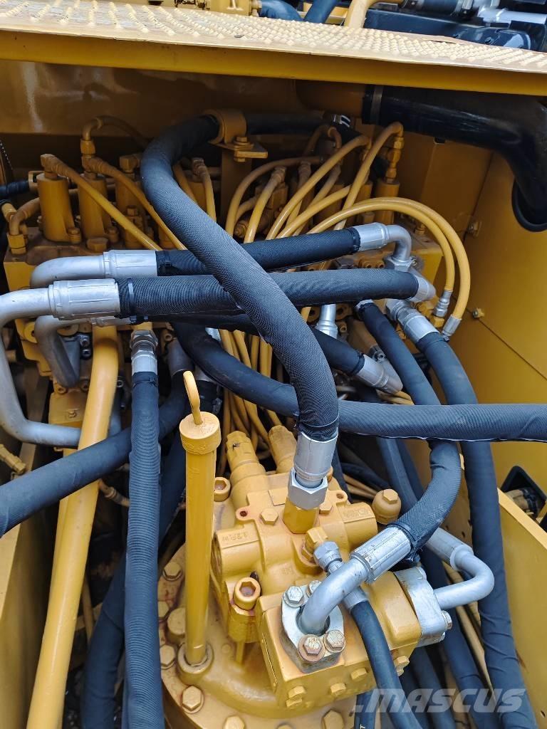 CAT 320 D2 履帶式 挖土機/掘鑿機/挖掘機