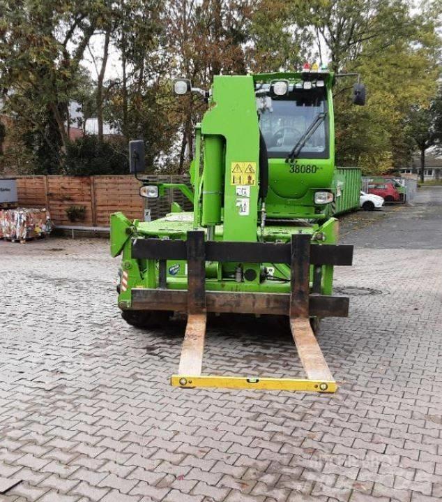 Merlo Roto 40.16 伸縮臂操作車
