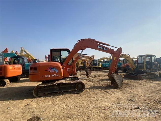 Doosan DH70-7 小型挖土機/掘鑿機<7t(小型挖掘機)