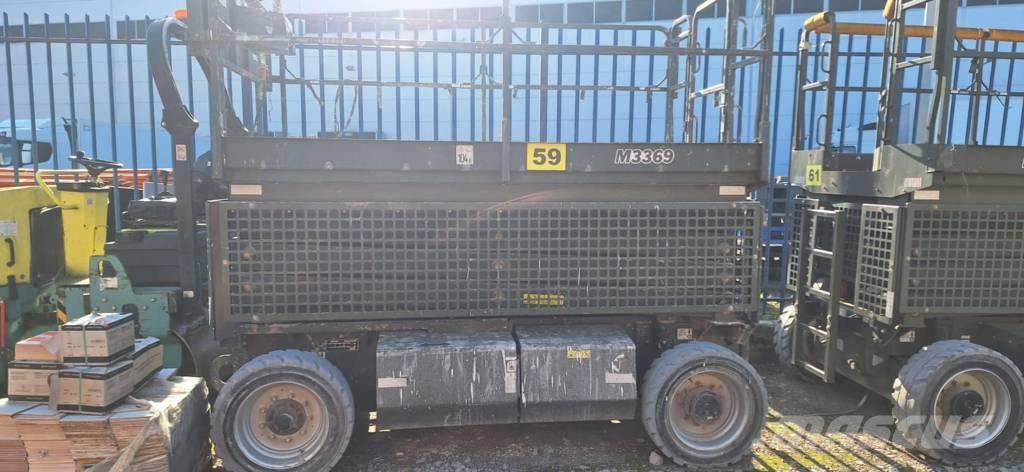 JLG M 3369 剪式升降機