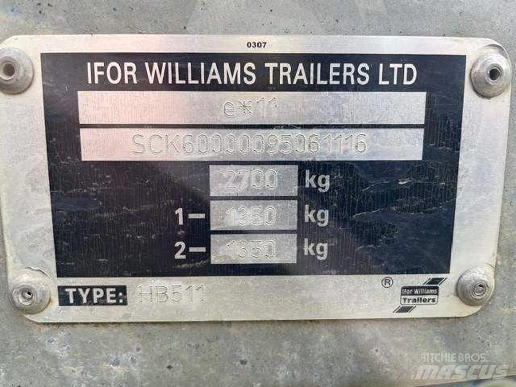 Ifor Williams HB 511 動物運輸拖車