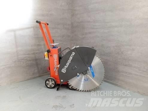 Husqvarna FS 600E 岩石和混凝土鋸