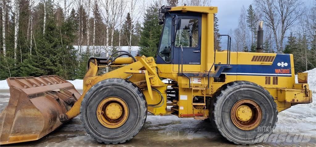 Komatsu WA380 輪胎式裝載機