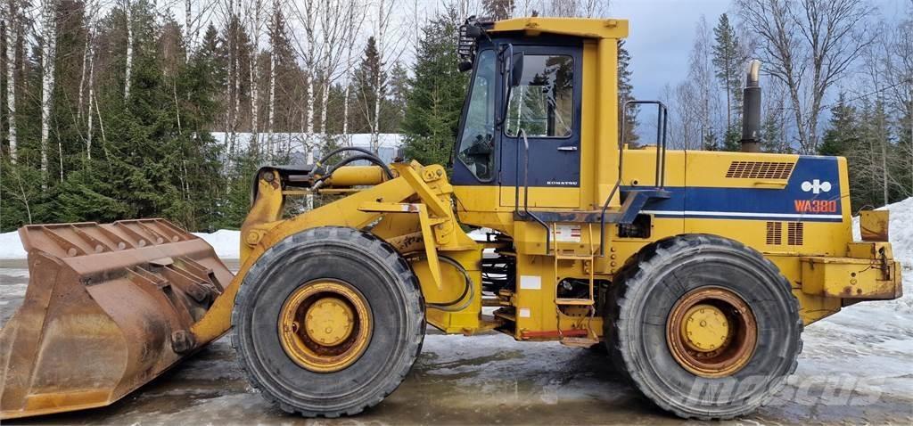 Komatsu WA380 輪胎式裝載機
