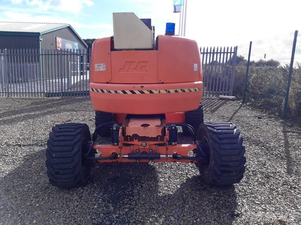 JLG BOOM LIFT 曲臂高空作業車