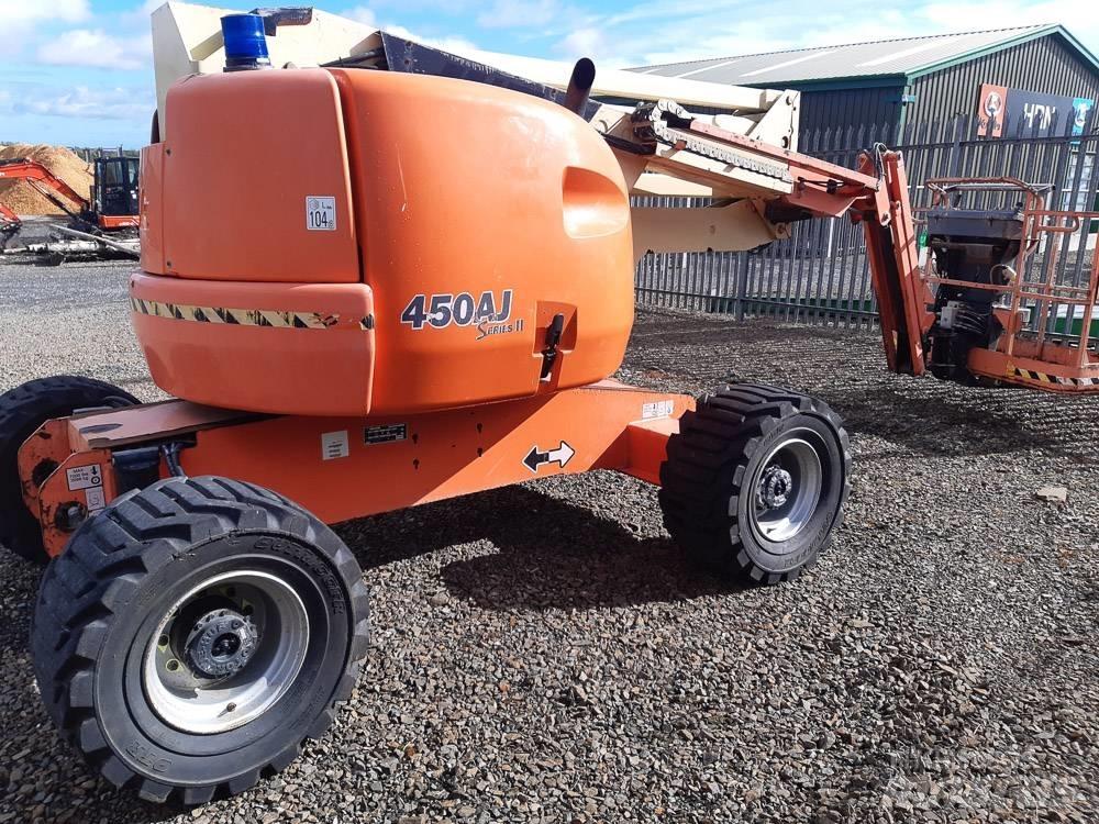 JLG BOOM LIFT 曲臂高空作業車