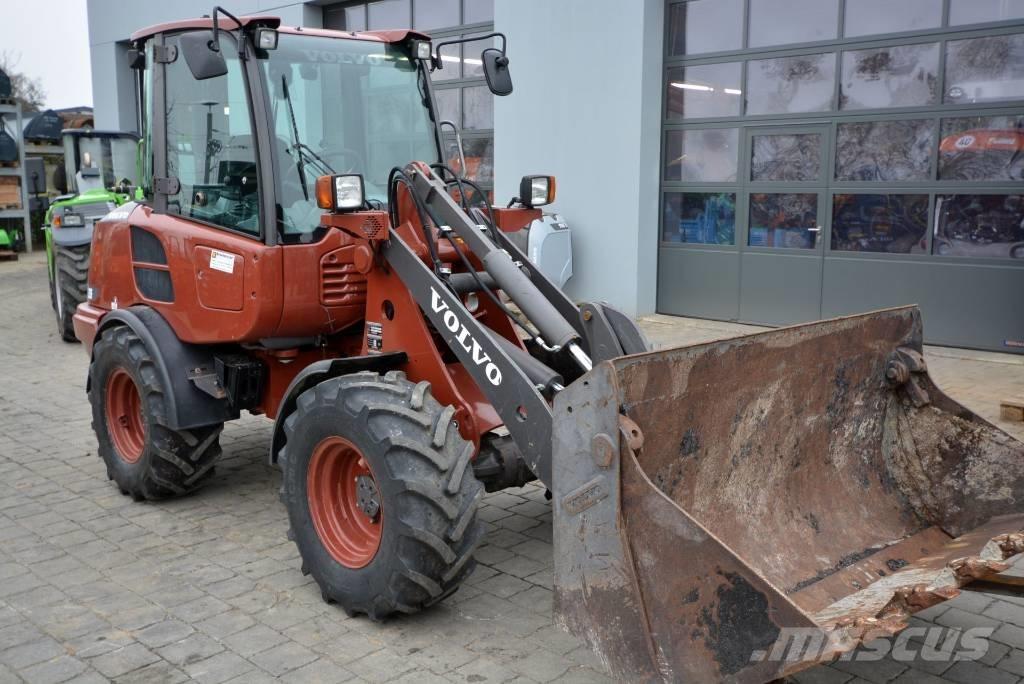 Volvo L 20 F 輪胎式裝載機