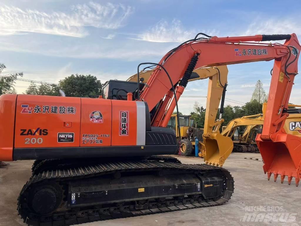 Hitachi ZX 200 履帶式 挖土機/掘鑿機/挖掘機