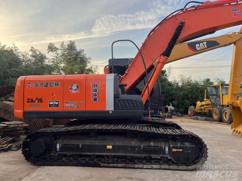 Hitachi ZX 200 履帶式 挖土機/掘鑿機/挖掘機